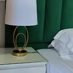Boutique * וילה דה ריי