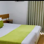 Boutique וילה דה ריי