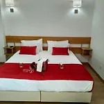 Boutique וילה דה ריי
