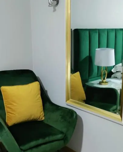 Boutique Hotel *